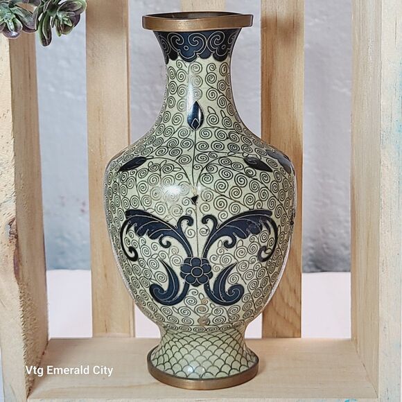 VTG Japanese Vase Enamel on Copper Cream, Black & Gold Cloisonne Swirling 1930 - Picture 8 of 11